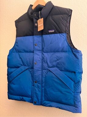 Patagonia Blue and Black Quilted Puffer Vest